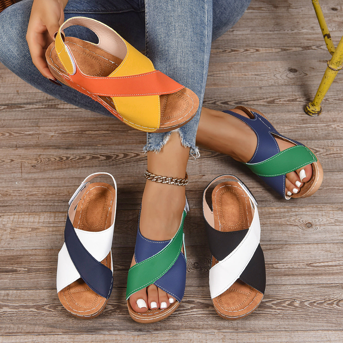 Hollow cross strap sandals eprolo