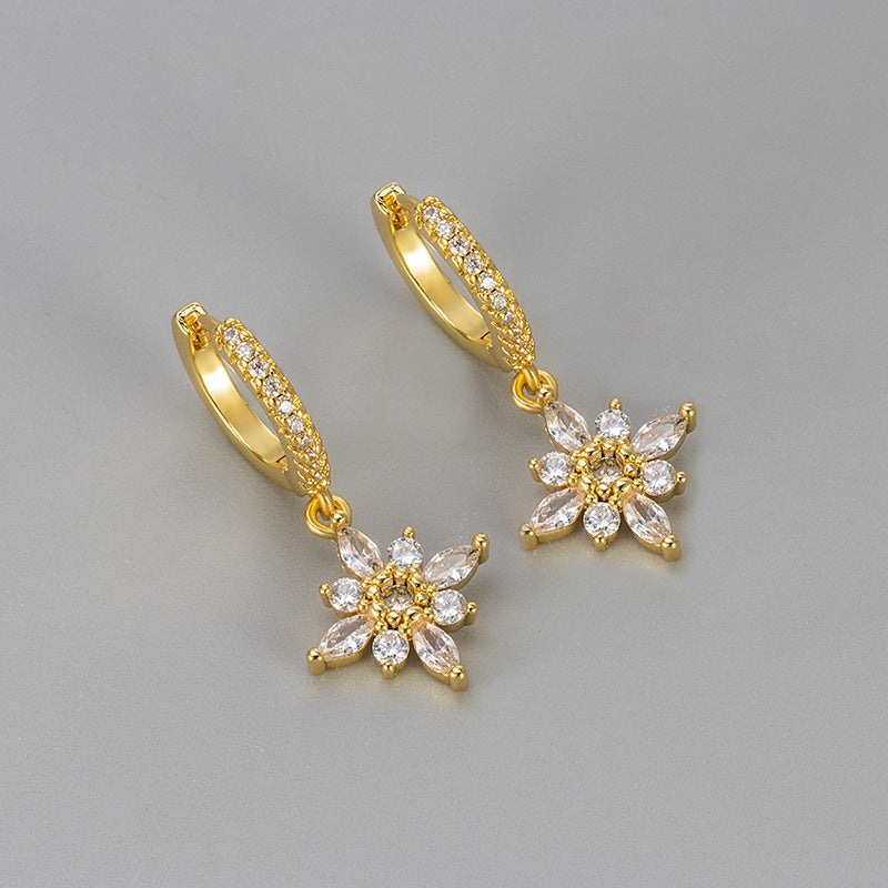 Diamond studded octagonal star ear clasp eprolo